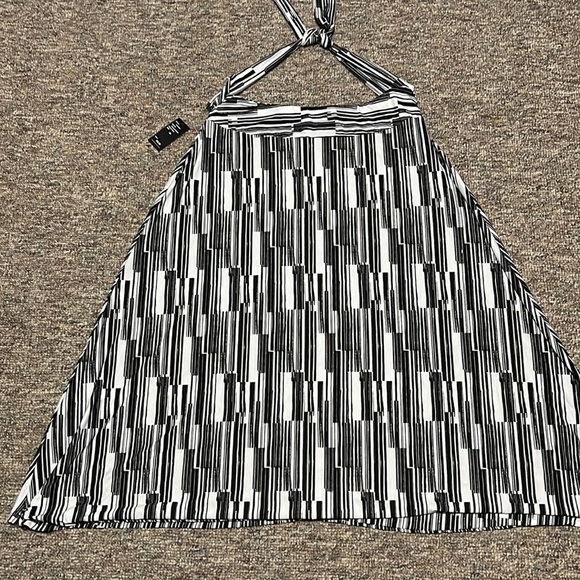 Robert Louis Casual Skirt Size 2X - Picture 4 of 4